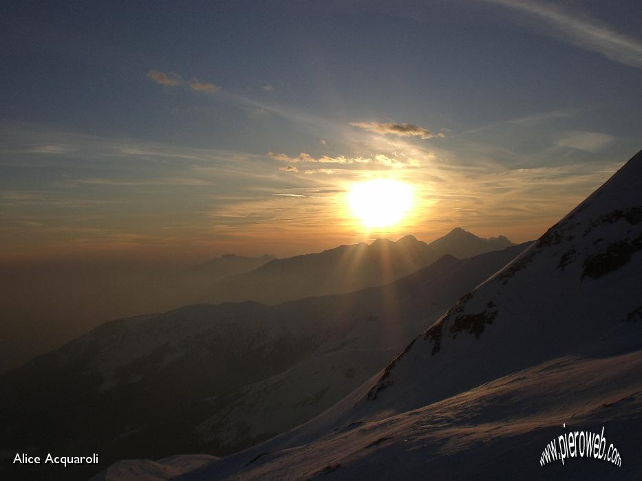 03 Tramonto dal Rifugio Aquila.jpg